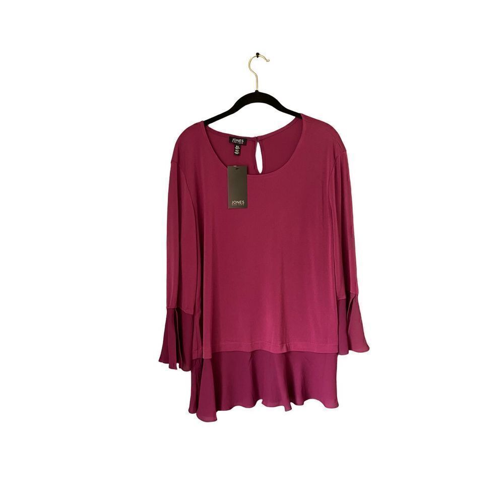 Jones NY NWT women’s raspberry crepe like material with sheer hem and sleeves